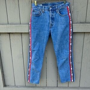 Levi's 501  Premium Stripe Logo Jeans Size W27 L26 Button Fly